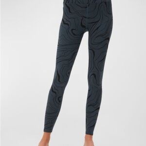 NWT Spiritual Gangster Love Sculpt Jacquard Legging Size M/L